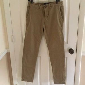 Men’s American Eagle active flex khaki pants